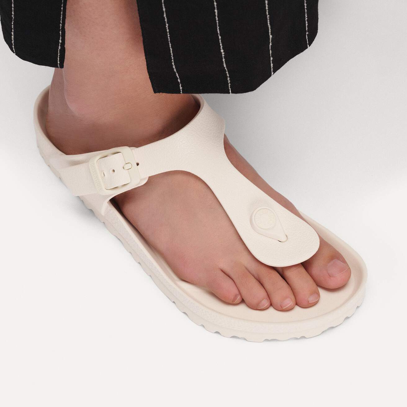 Women's Gizeh Essentials EVA Eggshell Regular/Wide
