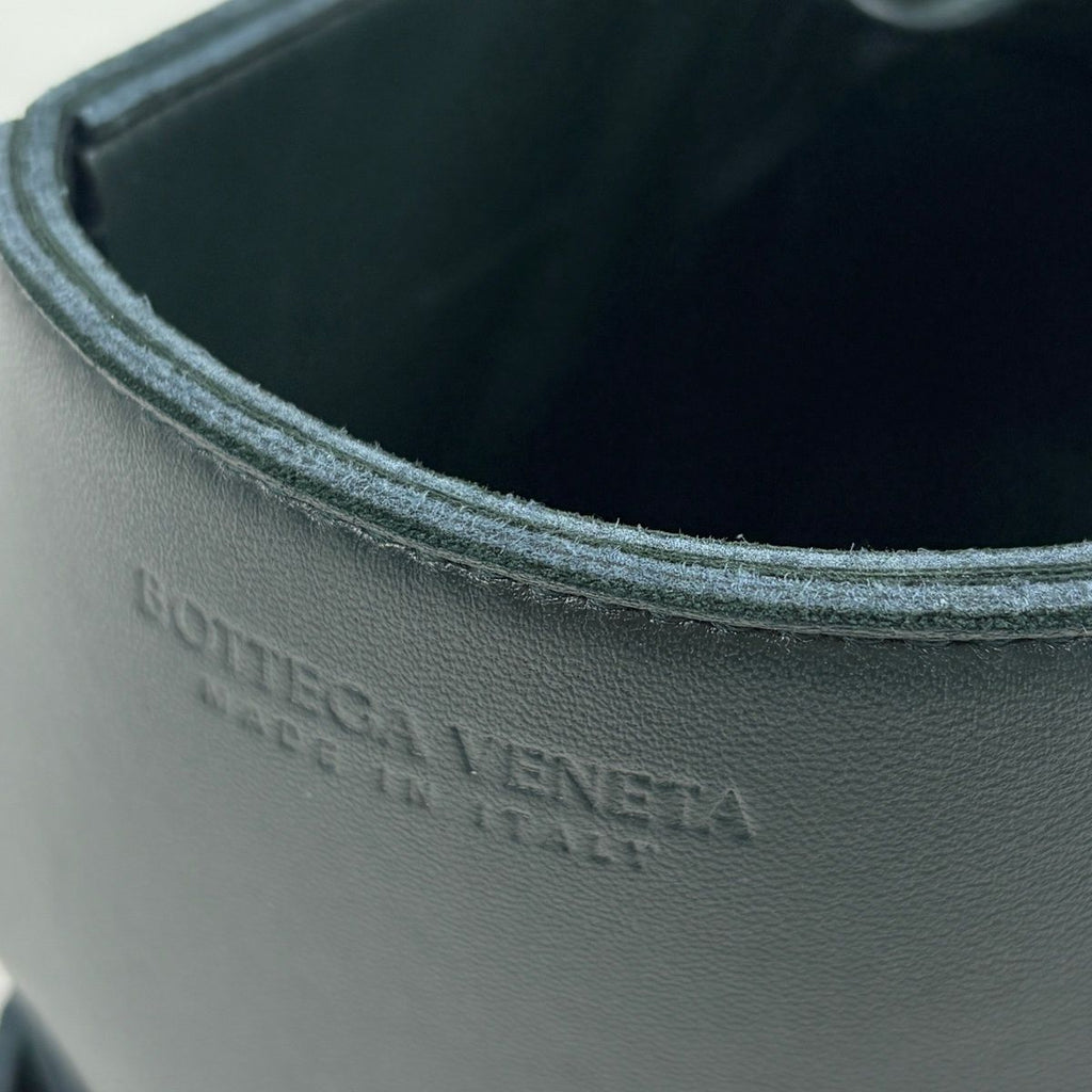 Bottega Veneta Arco Tote Bag Maxi Intrecciato Leather Green