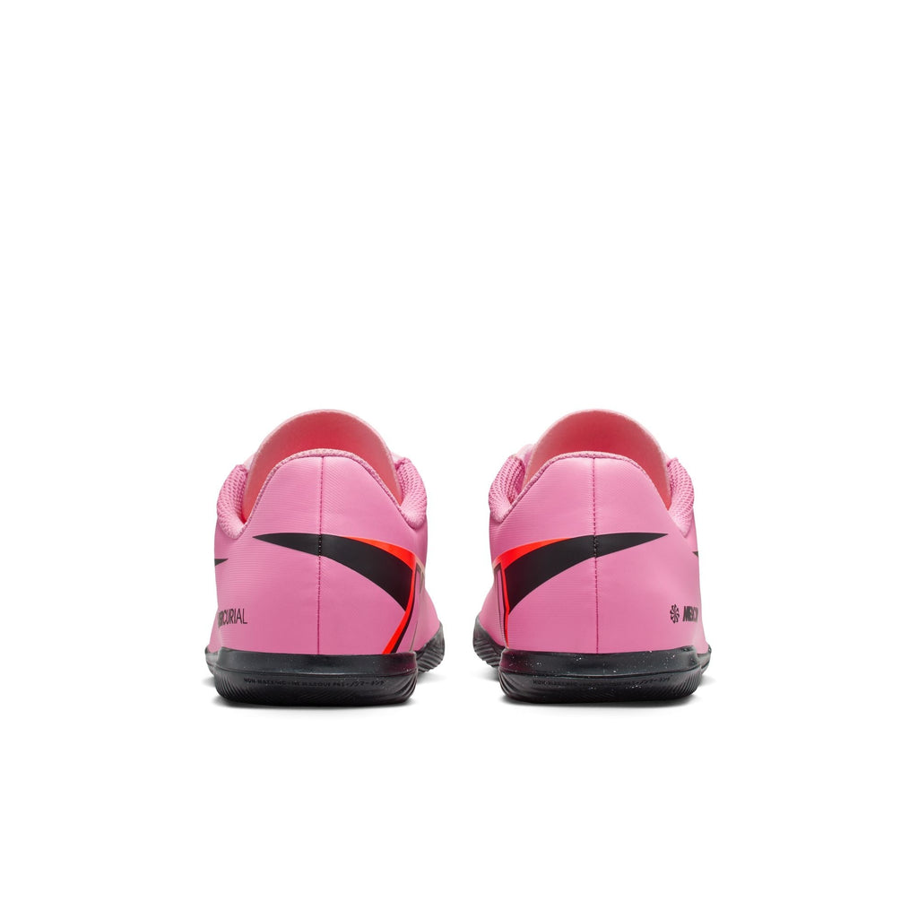 Nike Jr. Mercurial Vapor 16 Club Little/Big Kids' Indoor/Court Low-Top Soccer Shoes