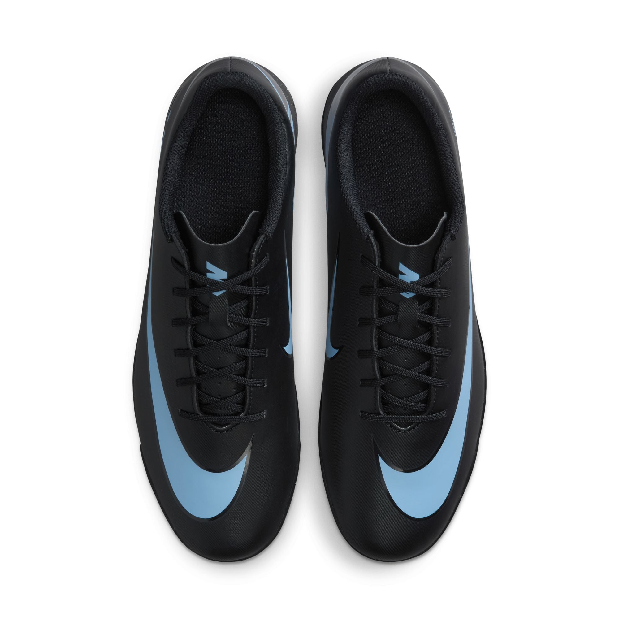 Nike Mercurial Vapor 16 Club Turf Low-Top Soccer Shoes