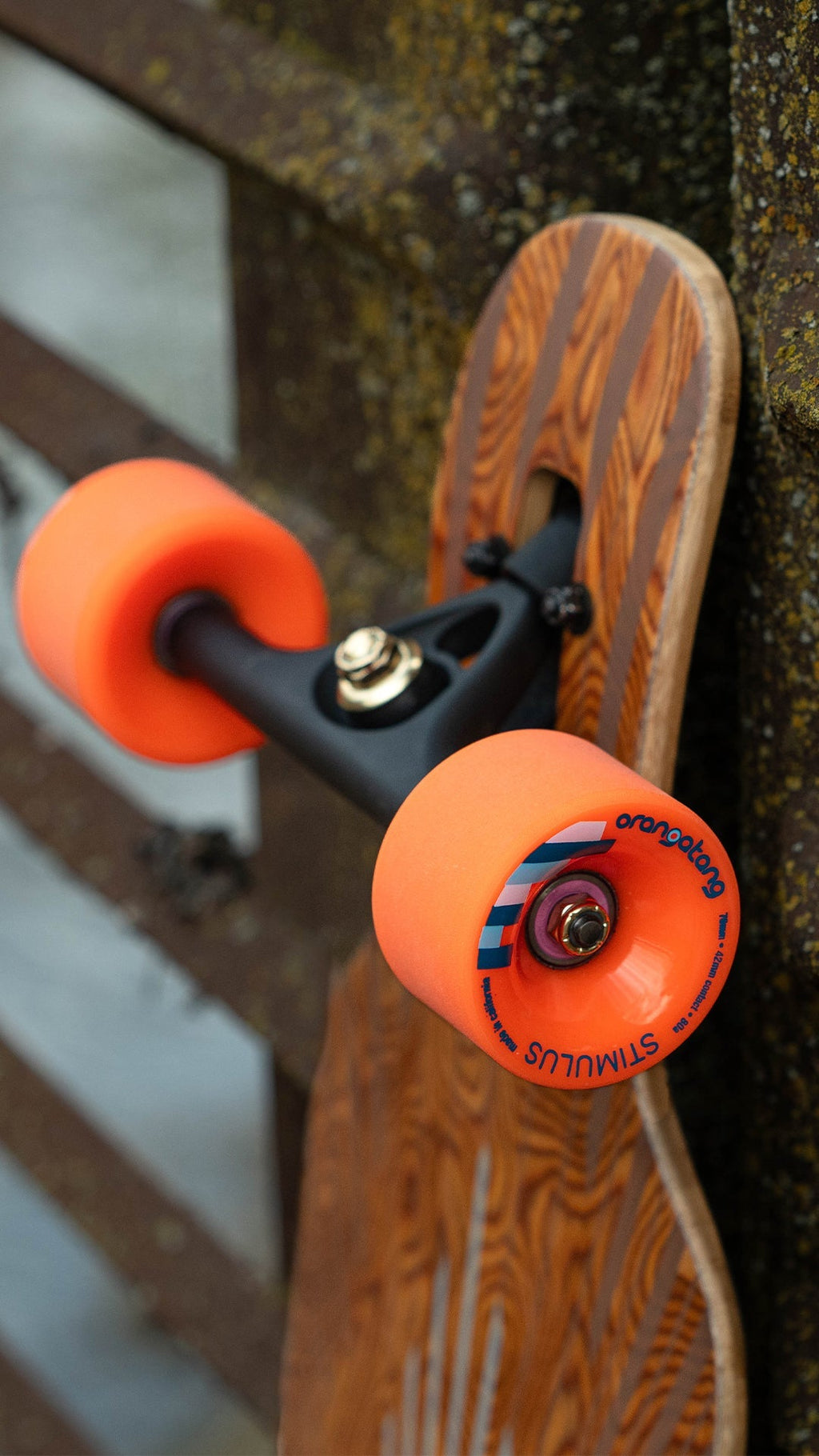 Loaded Boards Tan Tien Prism Complete (70mm Stimulus, Paris Trucks, Flex 1)